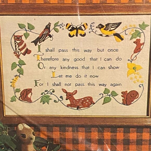 ERICA WILSON Crewel Kit "I Shall Pass"  1972 Open Package #7210 - Picture 2 of 9